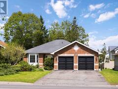 43 WEST RIDGE DRIVE Ottawa Ontario, K2S 1S4