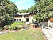 2 FAIRHAVEN WAY | Ottawa Ontario | Slide Image Two