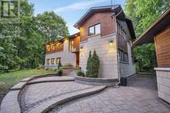 2 FAIRHAVEN WAY | Ottawa Ontario | Slide Image Three