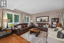 2 FAIRHAVEN WAY | Ottawa Ontario | Slide Image Seven
