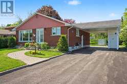 205 AIRTH BOULEVARD W | Renfrew Ontario | Slide Image One