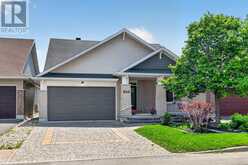 844 SWALLOWTAIL CRESCENT | Ottawa Ontario | Slide Image Two