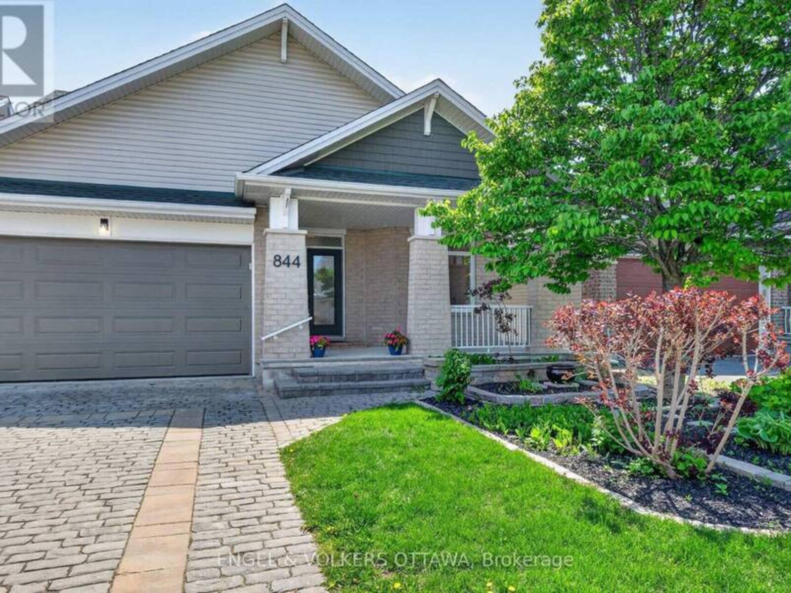 844 SWALLOWTAIL CRESCENT, Ottawa, Ontario K4A 4M5