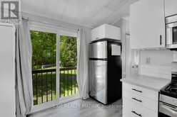1376 TIGERLILY PRIVATE | Ottawa Ontario | Slide Image Thirteen