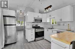 1376 TIGERLILY PRIVATE | Ottawa Ontario | Slide Image Nine