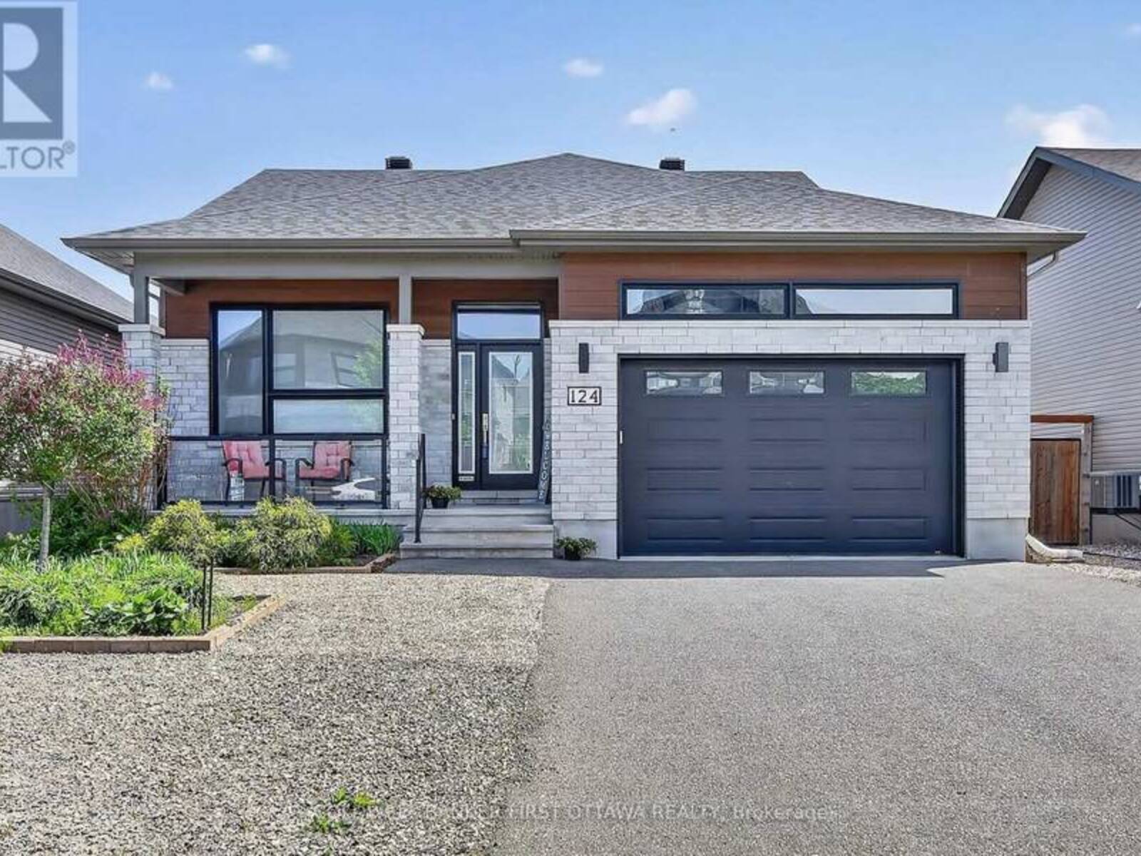 124 LYON STREET, Embrun, Ontario K0A 1W0