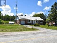 6628 BUCKSHOT LAKE ROAD North Frontenac Ontario, K0H 2M0