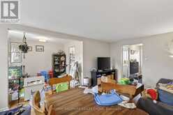 52 THISTLEDOWN COURT | Ottawa Ontario | Slide Image Thirteen