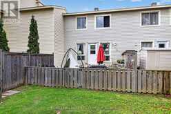 52 THISTLEDOWN COURT | Ottawa Ontario | Slide Image Thirty-two