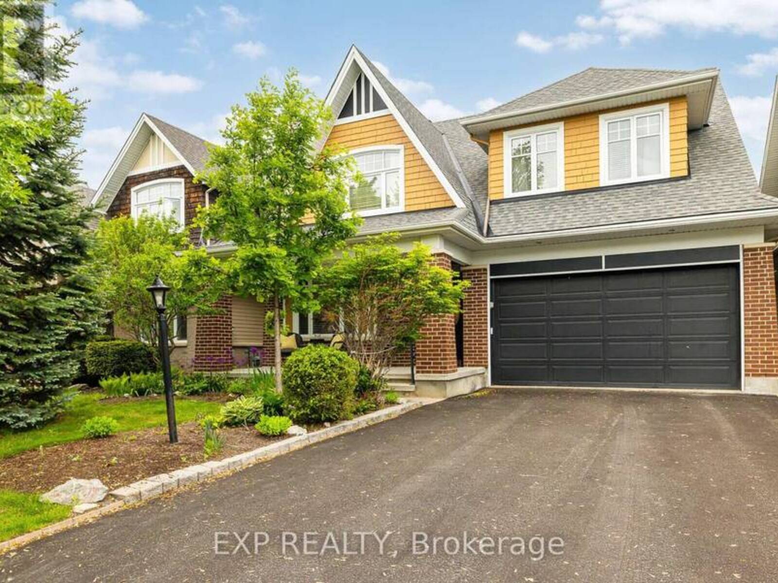 36 OAKBRIAR CRESCENT, Ottawa, Ontario K2J 5G1