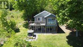 2294 MYERS CAVE ROAD | Addington Highlands Ontario | Slide Image Four