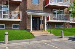 403 - 1589 ST BERNARD STREET | Ottawa Ontario | Slide Image Two