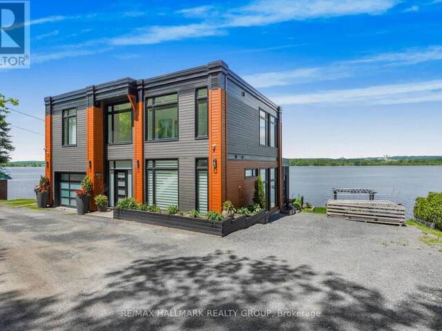 14 - 478 WILSON ROAD Clarence-Rockland Ontario, K4K 1K7 - 2 Bedrooms Waterfront Home For sale