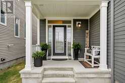 91 CANTLE CRESCENT | Ottawa Ontario | Slide Image Five