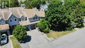 22 TERRACE DRIVE | Ottawa Ontario | Slide Image Thirty-six