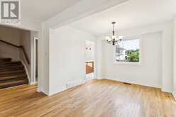 6 GILLESPIE CRESCENT | Ottawa Ontario | Slide Image Thirteen
