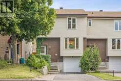 6 GILLESPIE CRESCENT | Ottawa Ontario | Slide Image Two
