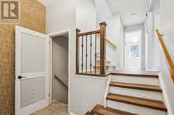 8 GILLESPIE CRESCENT | Ottawa Ontario | Slide Image Six