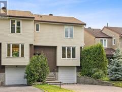 8 GILLESPIE CRESCENT Ottawa Ontario, K1V 9X8