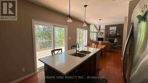 424 LAKEWOODS DRIVE | Madawaska Valley Ontario | Slide Image Eleven