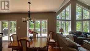424 LAKEWOODS DRIVE | Madawaska Valley Ontario | Slide Image Fifteen