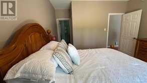 424 LAKEWOODS DRIVE | Madawaska Valley Ontario | Slide Image Nineteen