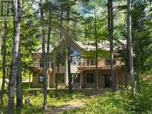424 LAKEWOODS DRIVE | Madawaska Valley Ontario | Slide Image Six