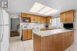 27 BRAMBLEGROVE CRESCENT | Ottawa Ontario | Slide Image Four