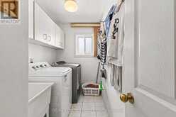 27 BRAMBLEGROVE CRESCENT | Ottawa Ontario | Slide Image Eight