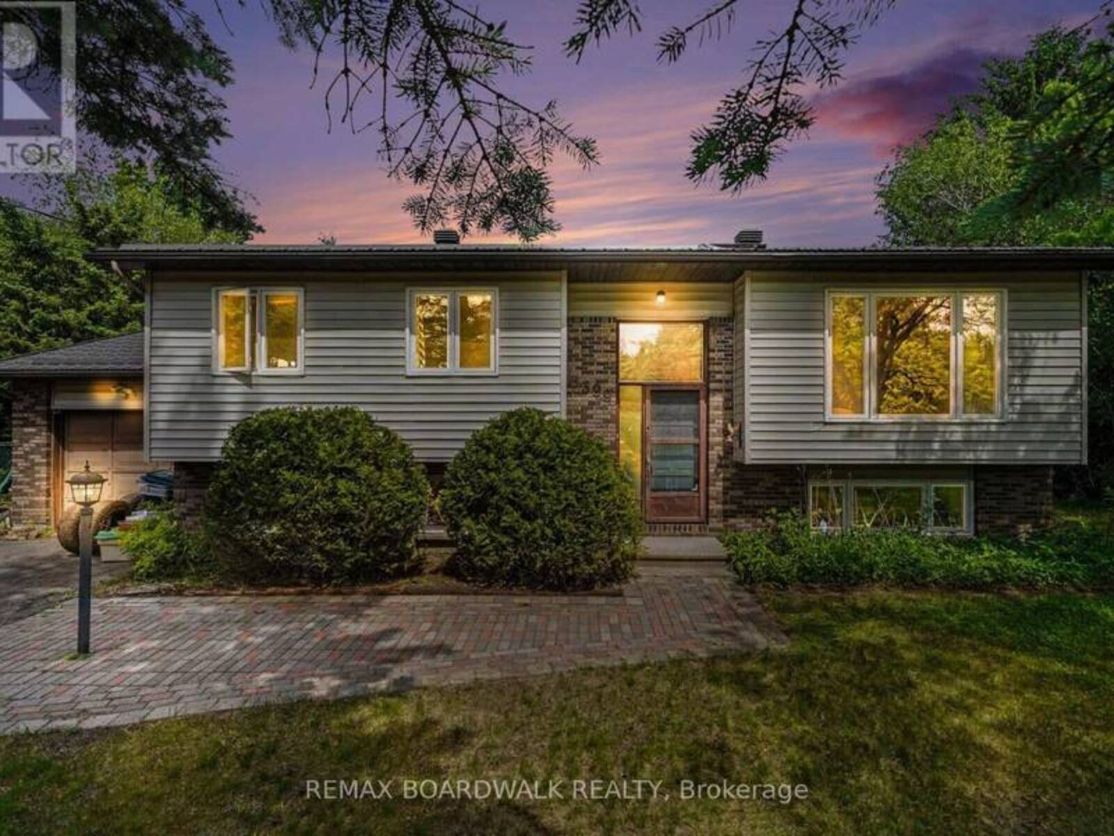 3399 REGBURN DRIVE, Ottawa, Ontario K0A 2W0