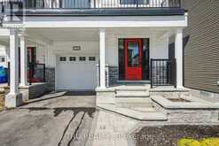 520 RYE GRASS WAY | Ottawa Ontario | Slide Image Three