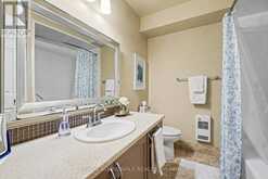 5 BRISTON PRIVATE | Ottawa Ontario | Slide Image Seventeen