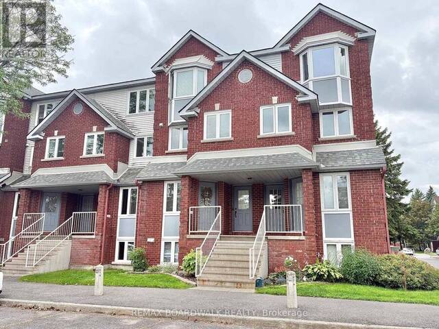 5 BRISTON PRIVATE Ottawa Ontario, K1G 5P6 - 2 Bedrooms Condo For Sale