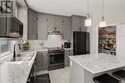 2011 BERNE STREET | Embrun Ontario | Slide Image Twelve