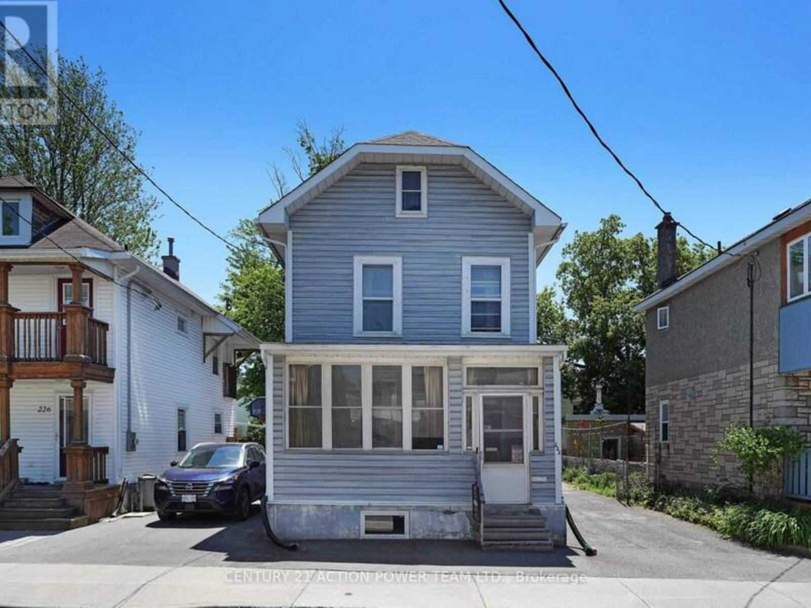 222 MONTFORT STREET, Ottawa, Ontario K1L 5P4