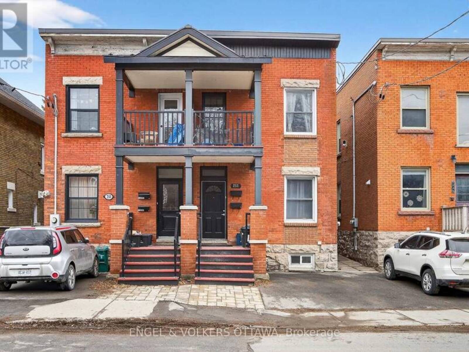 251 ARLINGTON AVENUE, Ottawa, Ontario K1R 5T1