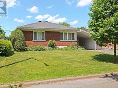 839 WESTON DRIVE Ottawa Ontario, K1G 1W5