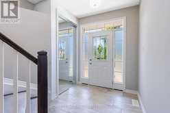 12 OXALIS CRESCENT | Ottawa Ontario | Slide Image Six