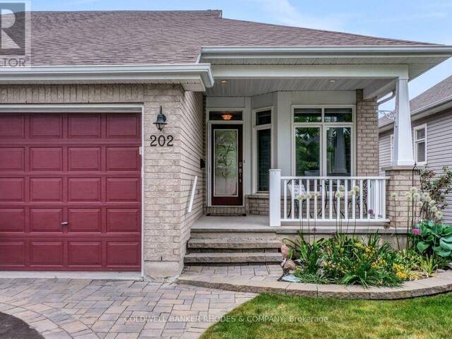 202 BULRUSH CRESCENT Ottawa Ontario, K1T 0E5 - 2 Bedrooms Home For Sale