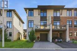 543 LABRADOR CRESCENT | Ottawa Ontario | Slide Image One