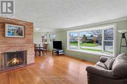 1421 PALEN AVENUE | Ottawa Ontario | Slide Image Three