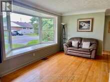 1421 PALEN AVENUE | Ottawa Ontario | Slide Image Four