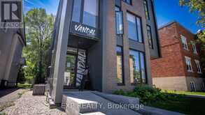 316 SOMERSET STREET E | Ottawa Ontario | Slide Image Four