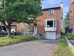 13 COOLSPRING CRESCENT Ottawa Ontario, K2E 7M7