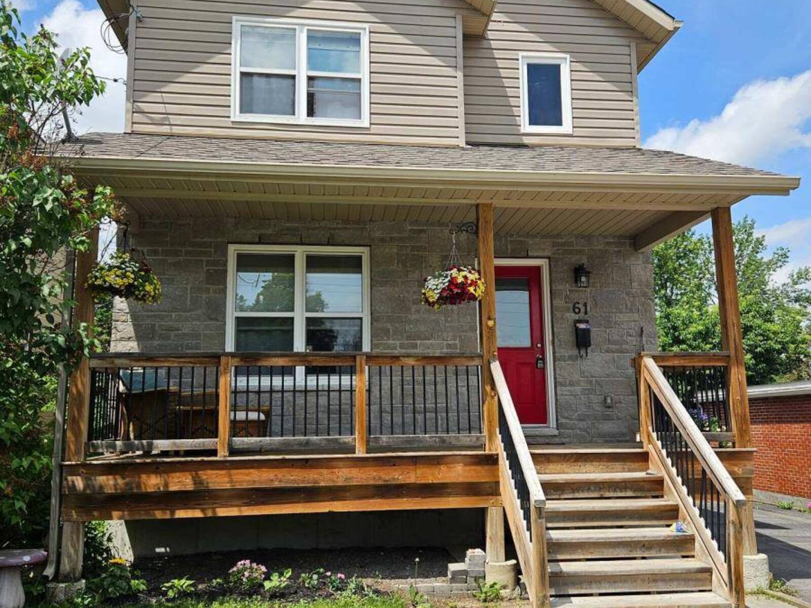 61 HERRIOTT STREET, Carleton Place, Ontario K7C 2A6