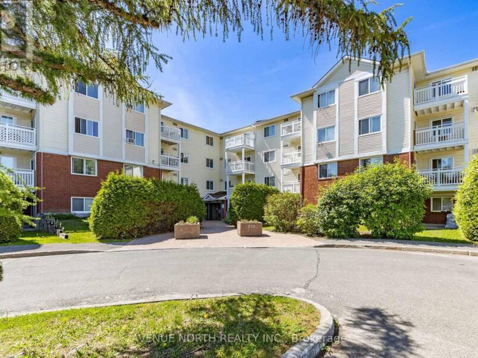 202 - 270 LORRY GREENBERG DRIVE, Ottawa, Ontario K1T 3K2