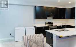 76 KINDRED ROW | Ottawa Ontario | Slide Image Nine