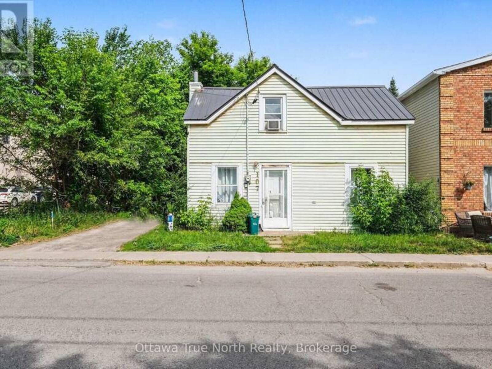 107 OXFORD STREET E, Kemptville, Ontario K0G 1J0