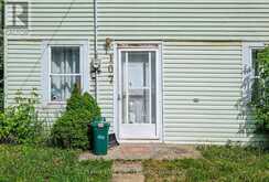 107 OXFORD STREET E | Kemptville Ontario | Slide Image Three