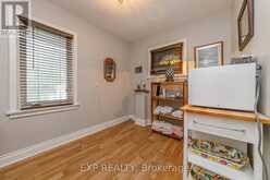 1357 THAMES STREET | Ottawa Ontario | Slide Image Twelve